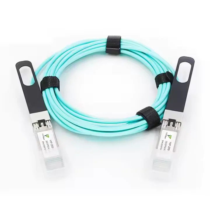 Długość niestandardowa 100GBASE-FR QSFP28 Single QSFP-40G-FR QSFP-100G-FR-S Lambda 1310nm 2km DOM Włókno optyczne Transceiver Wire Harness Producents
