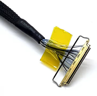 Zestaw kabli LCD do aplikacji elektronicznej w panelu wyświetlacza